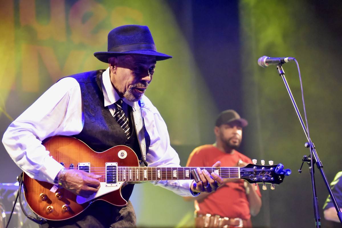 Poslední den festivalu Blues Alive zahráli John Primer i bubeník Boba Dylana