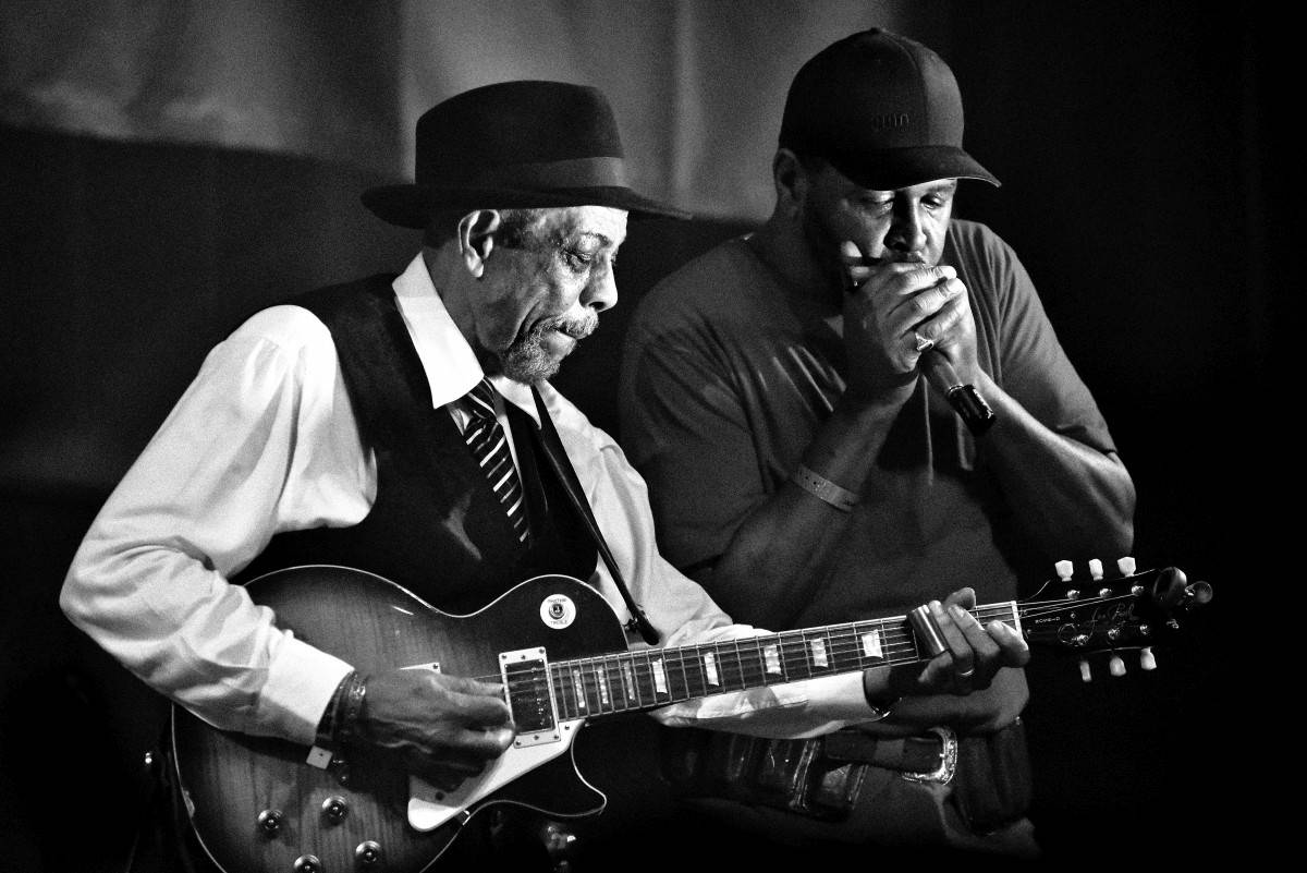 Poslední den festivalu Blues Alive zahráli John Primer i bubeník Boba Dylana