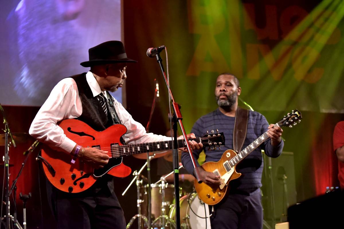 Poslední den festivalu Blues Alive zahráli John Primer i bubeník Boba Dylana