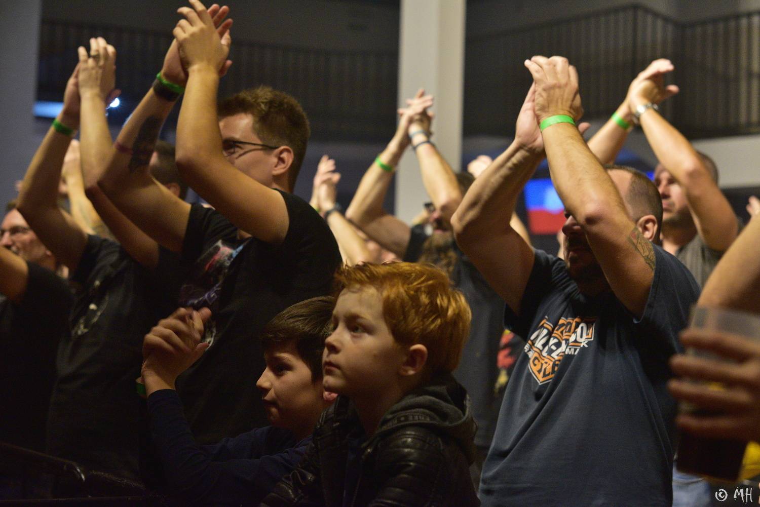 V Plzni si zazpívali skladby AC/DC, do Šeříkovky totiž dorazil tribute Špejbl's Helprs