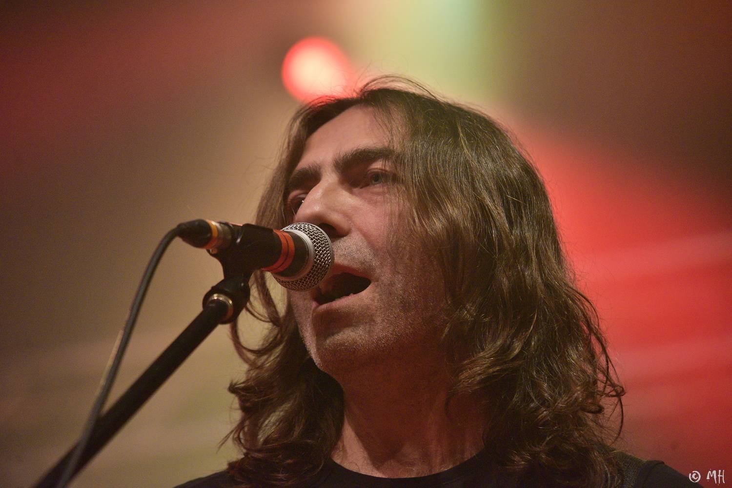 V Plzni si zazpívali skladby AC/DC, do Šeříkovky totiž dorazil tribute Špejbl's Helprs