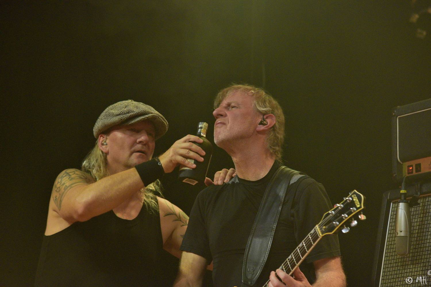 V Plzni si zazpívali skladby AC/DC, do Šeříkovky totiž dorazil tribute Špejbl's Helprs