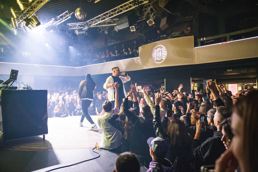 Dee Thane předvedl Show, jak má beat. Pokřtil během ní hned dvě alba