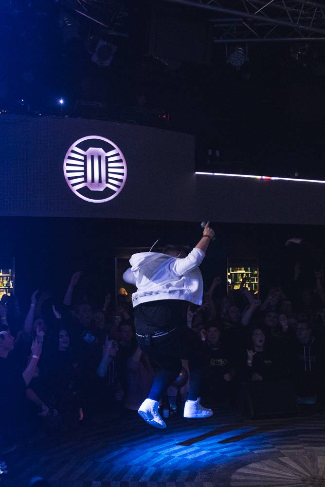 Dee Thane předvedl Show, jak má beat. Pokřtil během ní hned dvě alba