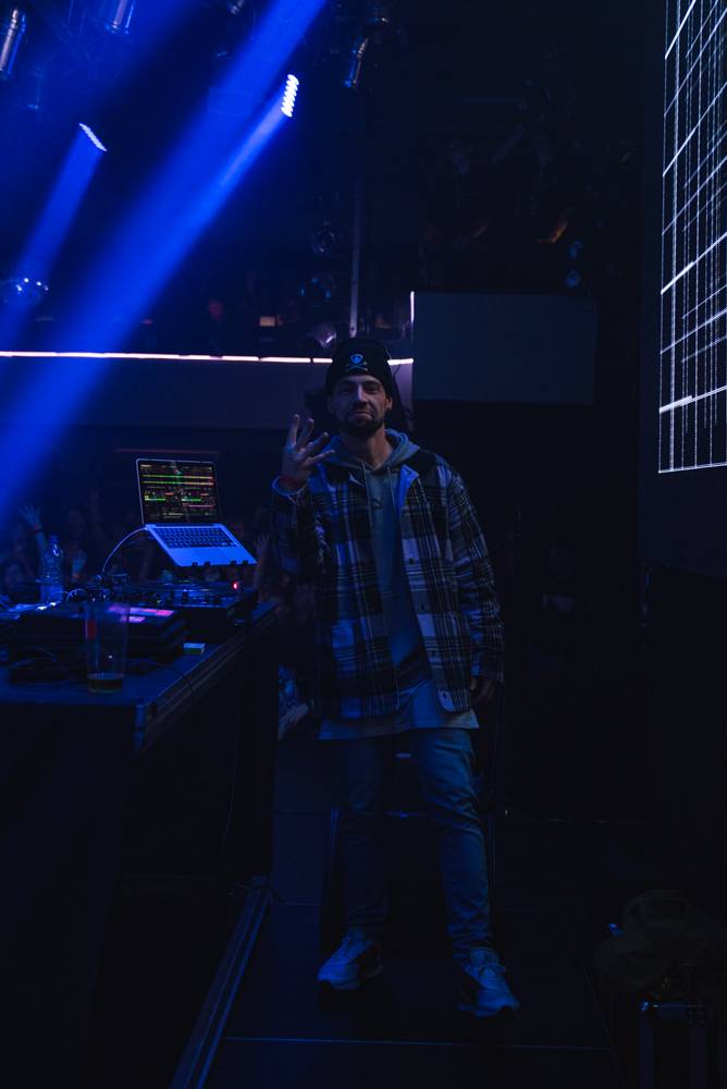 Dee Thane předvedl Show, jak má beat. Pokřtil během ní hned dvě alba