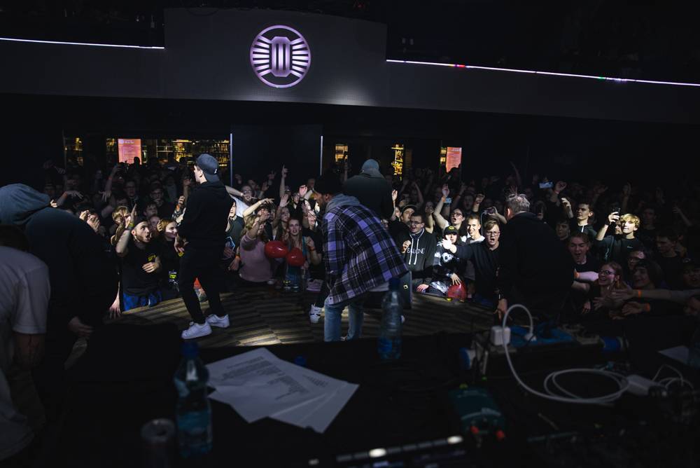 Dee Thane předvedl Show, jak má beat. Pokřtil během ní hned dvě alba