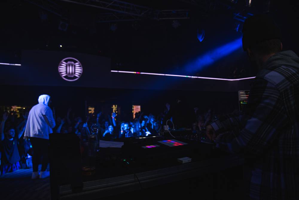 Dee Thane předvedl Show, jak má beat. Pokřtil během ní hned dvě alba