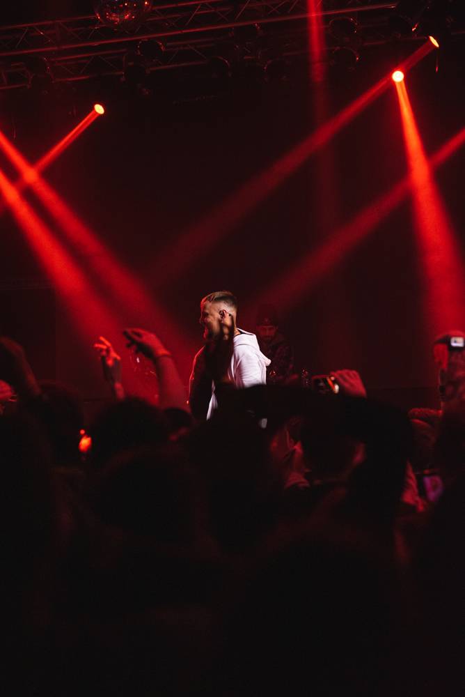 Dee Thane předvedl Show, jak má beat. Pokřtil během ní hned dvě alba