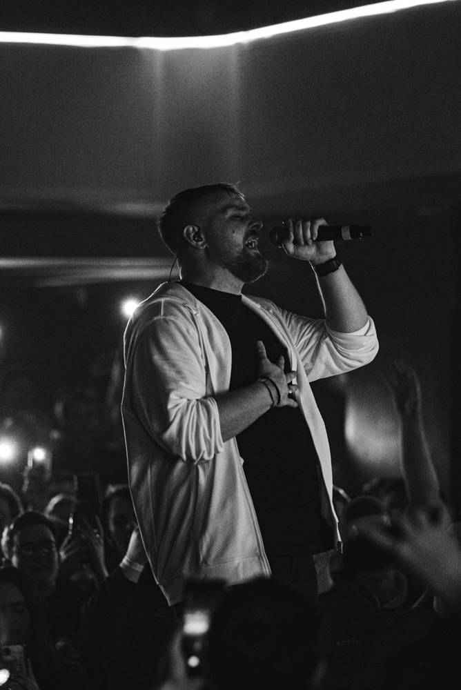 Dee Thane předvedl Show, jak má beat. Pokřtil během ní hned dvě alba