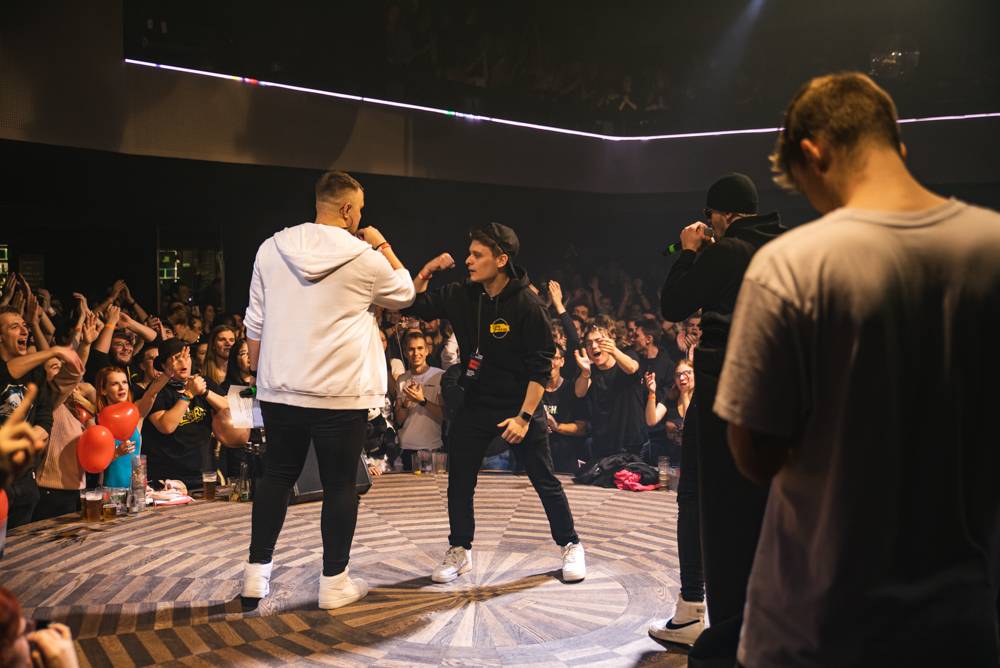 Dee Thane předvedl Show, jak má beat. Pokřtil během ní hned dvě alba