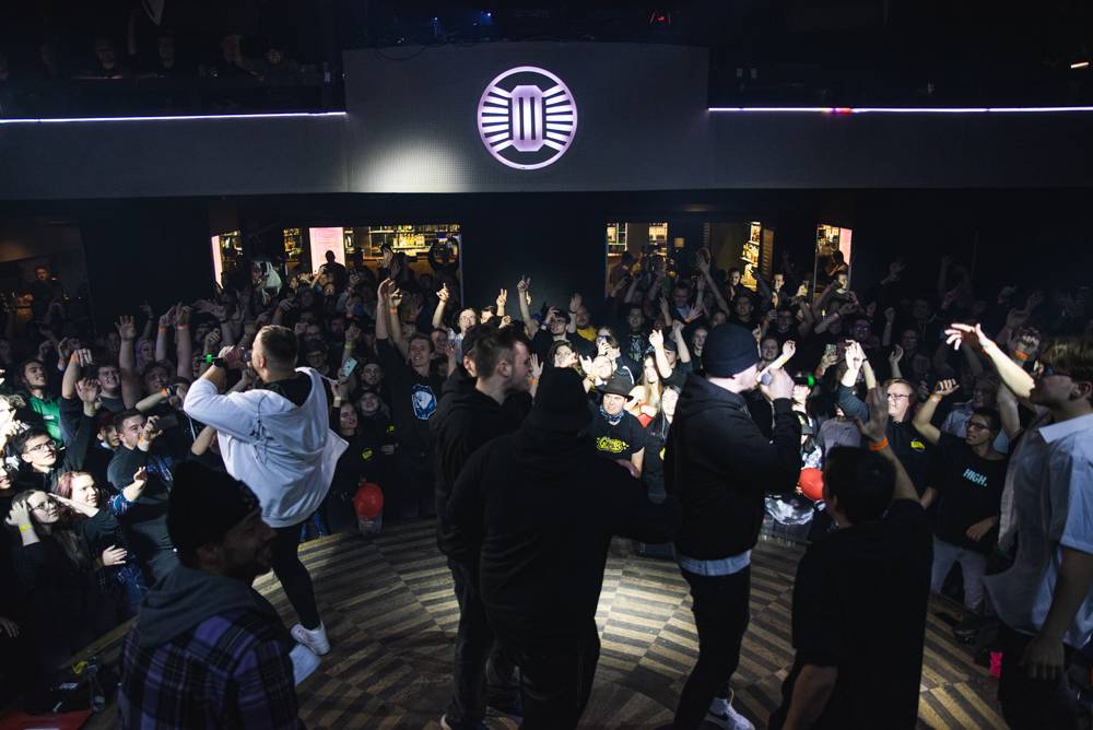 Dee Thane předvedl Show, jak má beat. Pokřtil během ní hned dvě alba