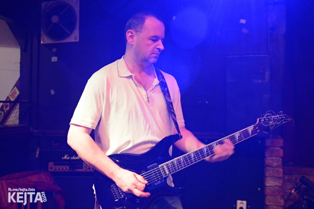 Metalový rej: Zajetí kouře, Zákristie, Destraktor zahráli v pražské Modré Vopici