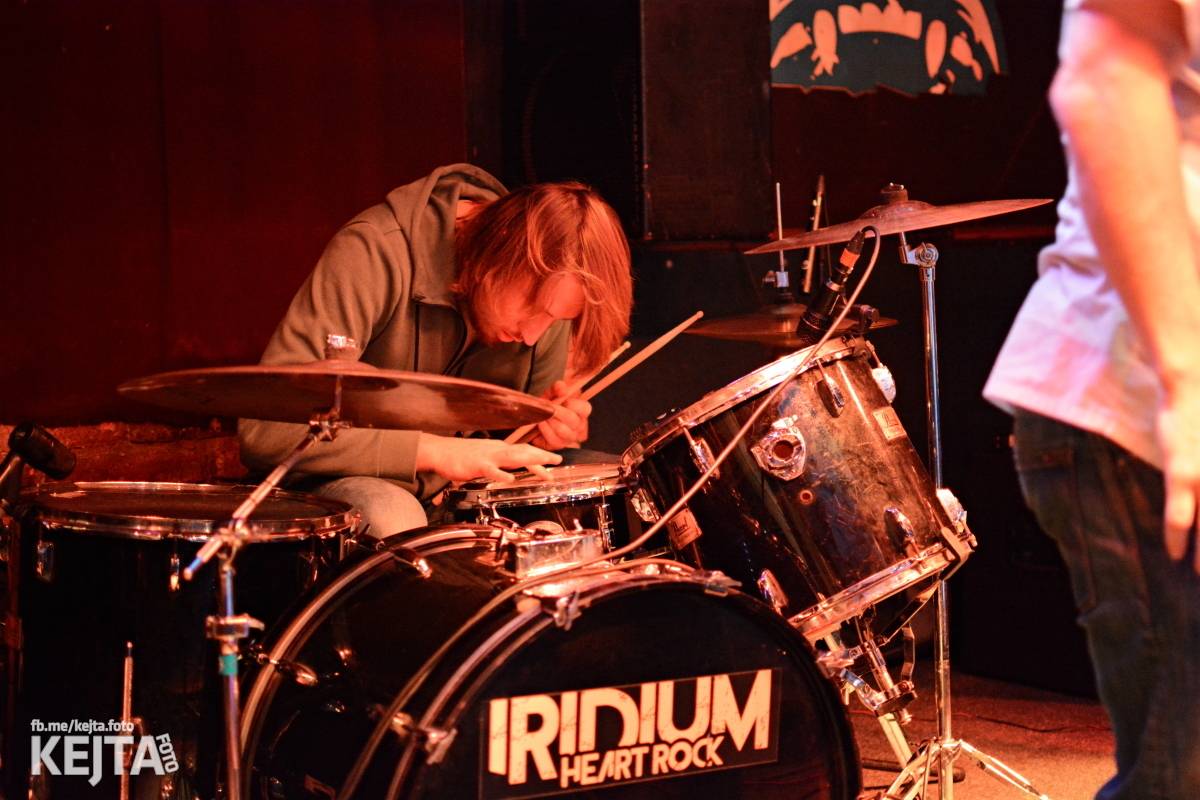 Metalový rej: Zajetí kouře, Zákristie, Destraktor zahráli v pražské Modré Vopici