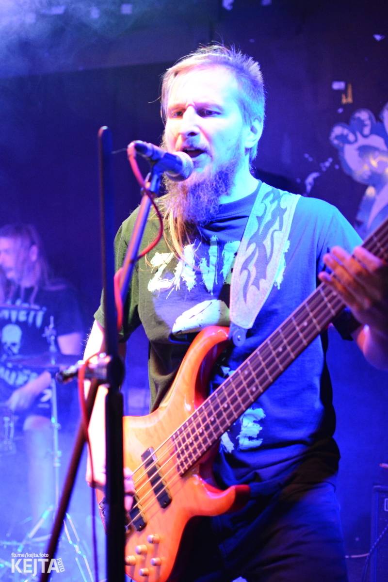 Metalový rej: Zajetí kouře, Zákristie, Destraktor zahráli v pražské Modré Vopici