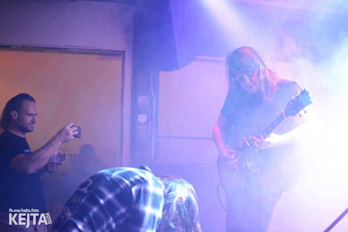 Metalový rej: Zajetí kouře, Zákristie, Destraktor zahráli v pražské Modré Vopici