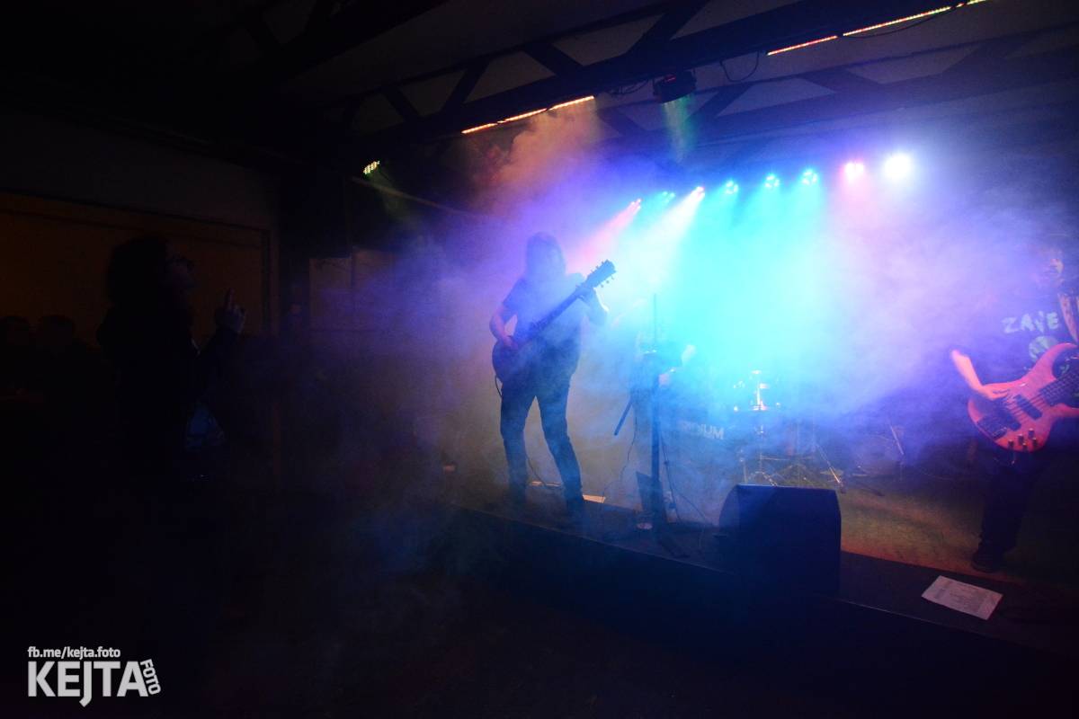 Metalový rej: Zajetí kouře, Zákristie, Destraktor zahráli v pražské Modré Vopici