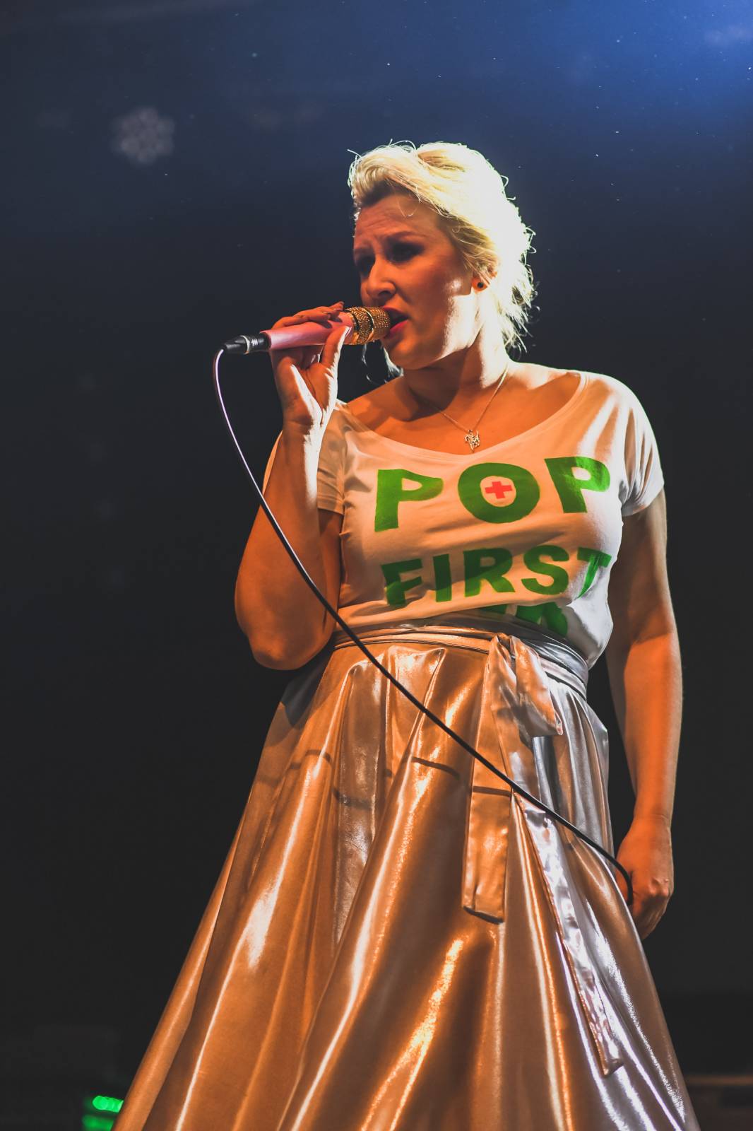 Monkey Business pokřtili debutové album Romana Holého a pobesedovali s fanoušky