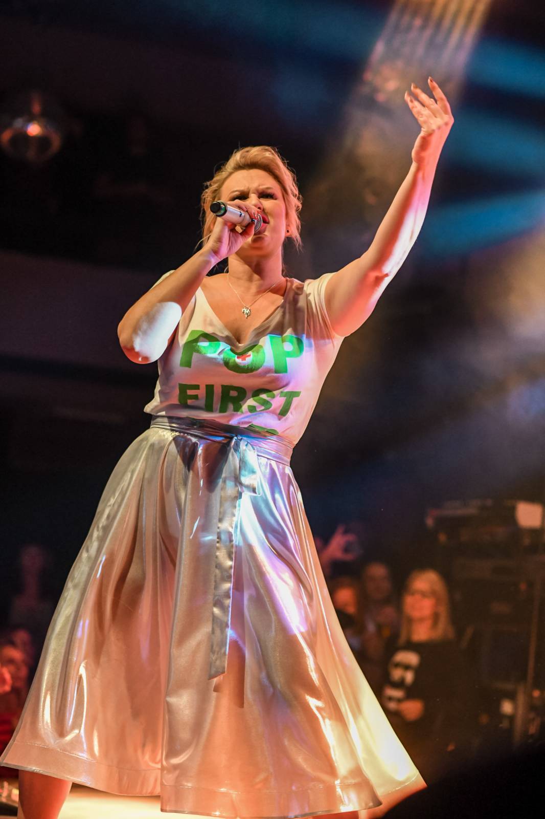 Monkey Business pokřtili debutové album Romana Holého a pobesedovali s fanoušky