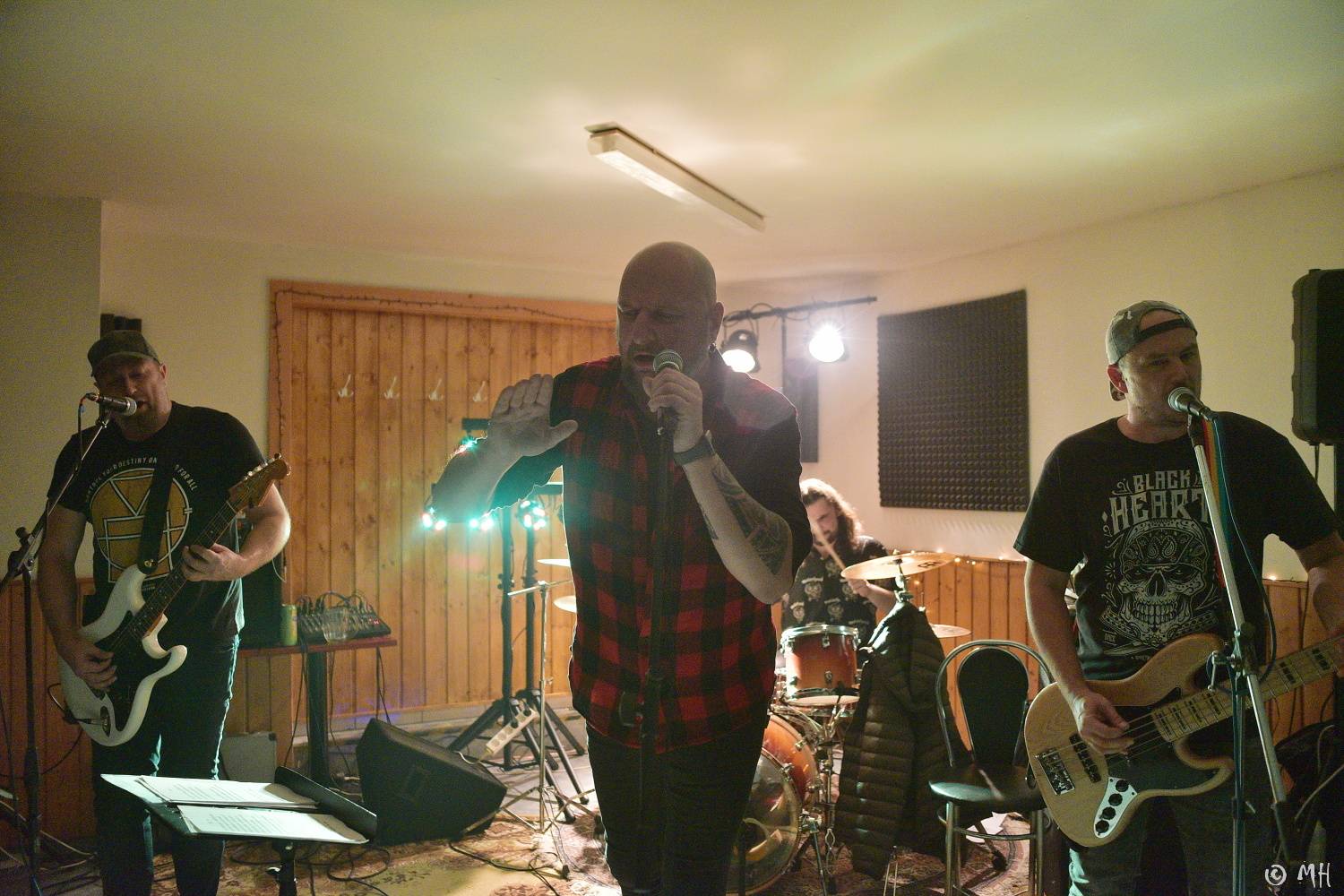 Antabus a Bradavice si v Tachovské v Plzni užili poslední letošní koncert