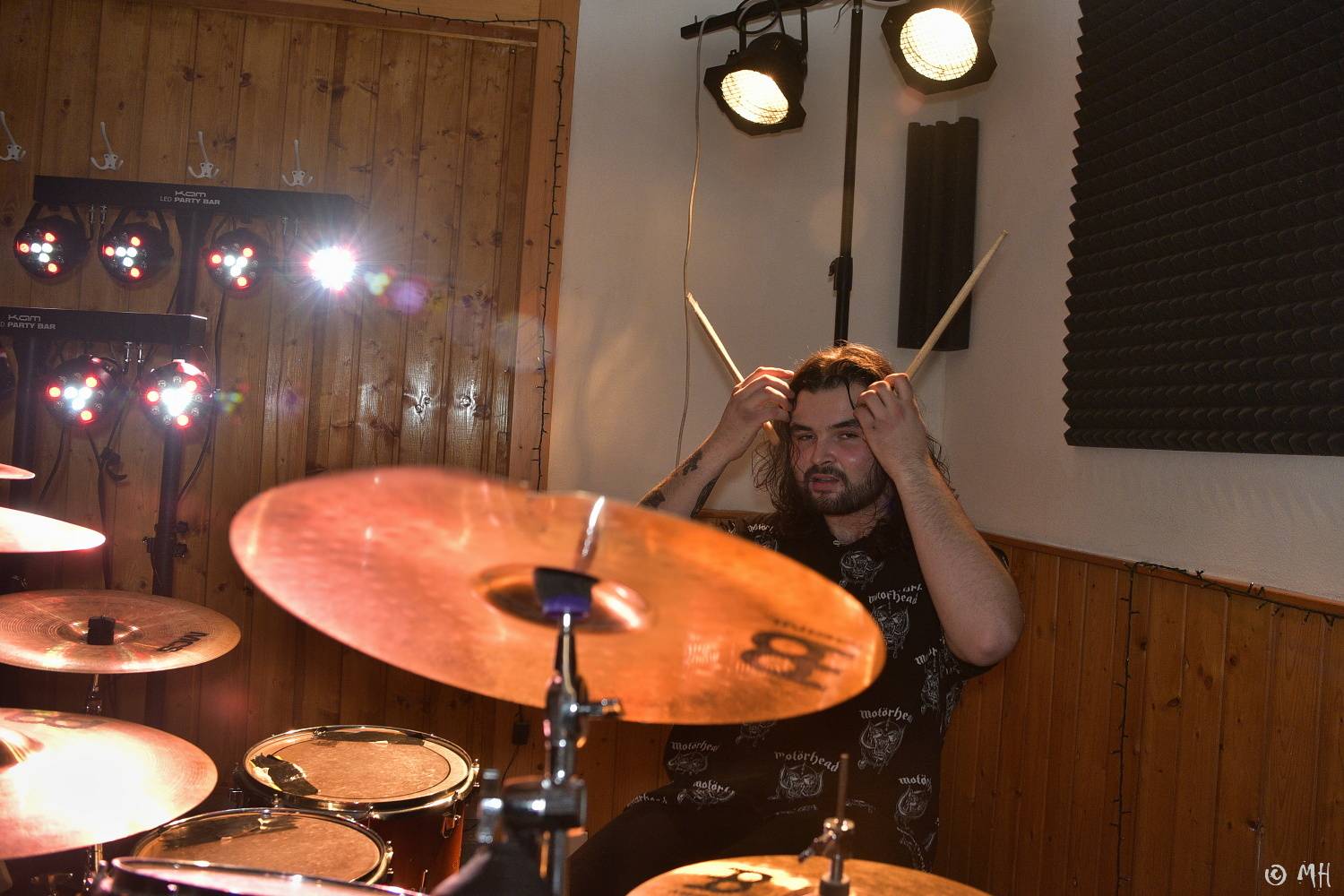 Antabus a Bradavice si v Tachovské v Plzni užili poslední letošní koncert