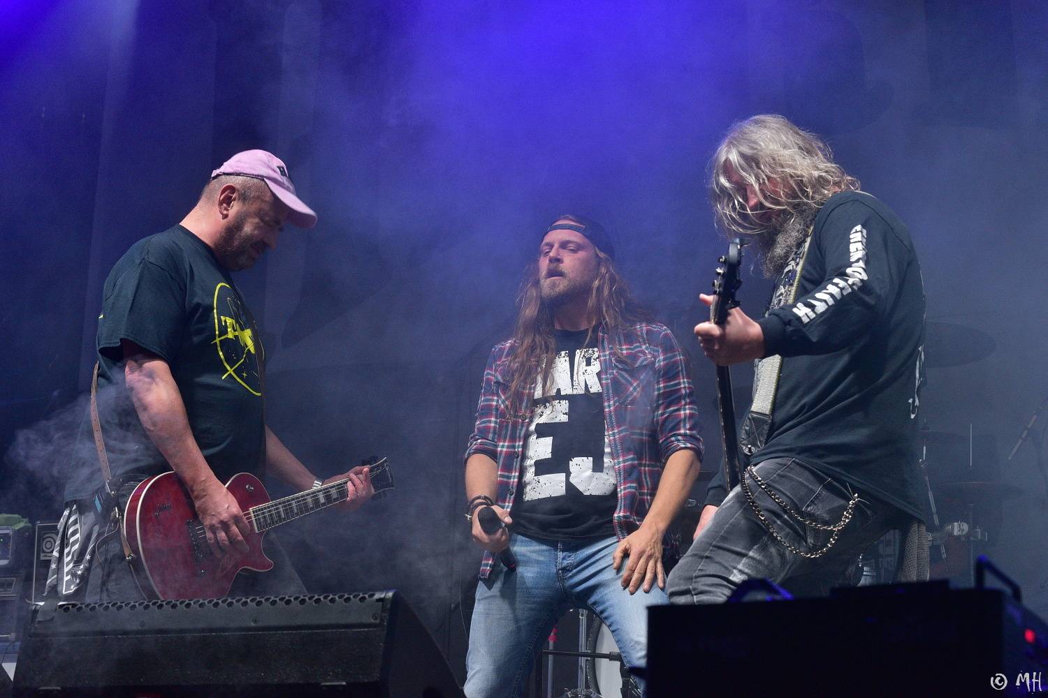 Dalším divným rokem okem fotografů | Martin Hanáček fotil Wohnout, Škwor, Harlej i Mira Žbirku