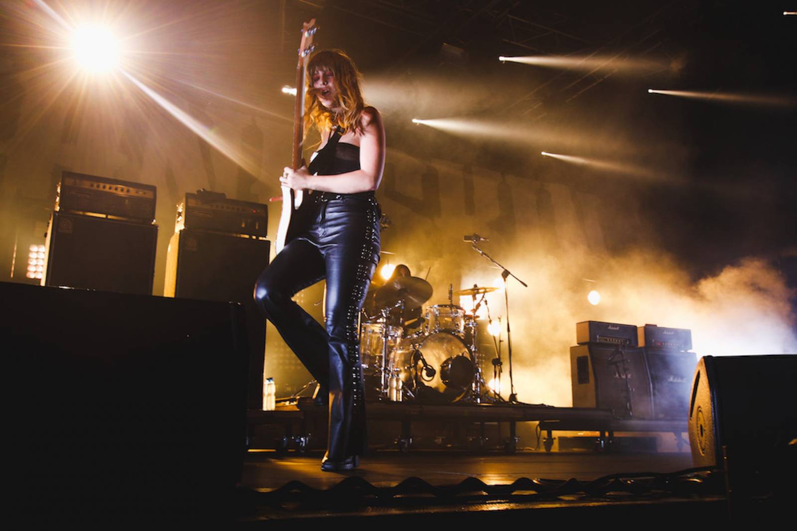 Dalším divným rokem okem fotografů | Rock for People Hope, autokoncerty v Holešovicích i Hrady.cz. Co všechno stihla Pavla Dolanská?