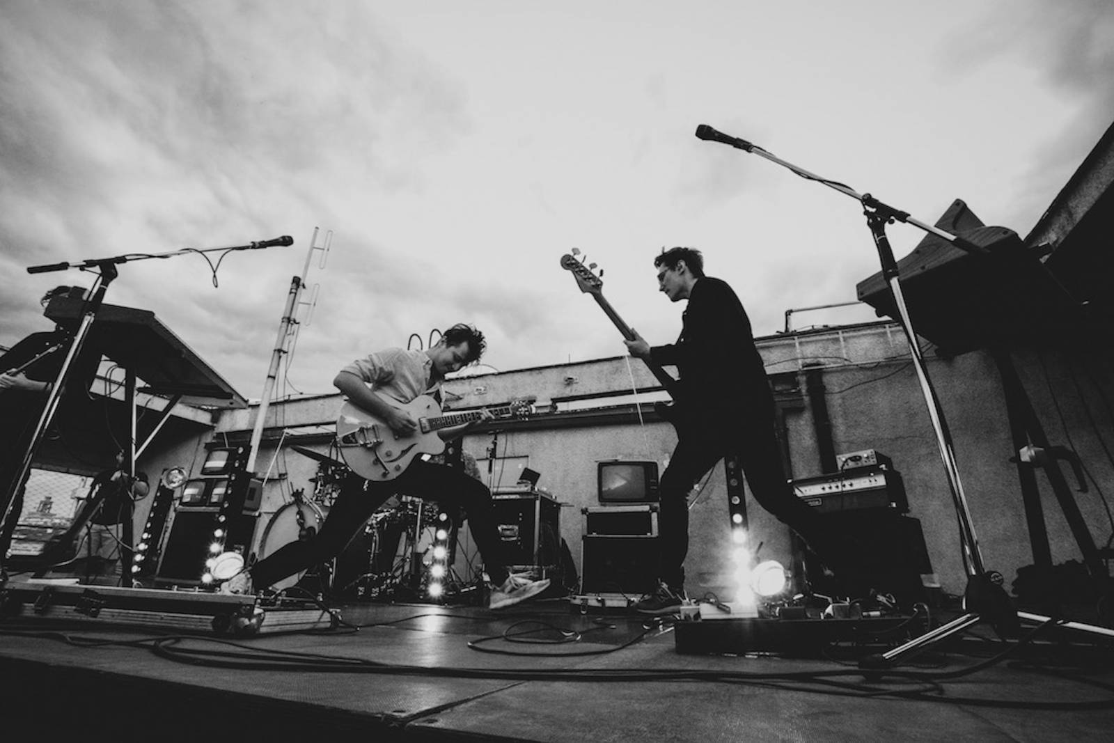 Dalším divným rokem okem fotografů | Rock for People Hope, autokoncerty v Holešovicích i Hrady.cz. Co všechno stihla Pavla Dolanská?