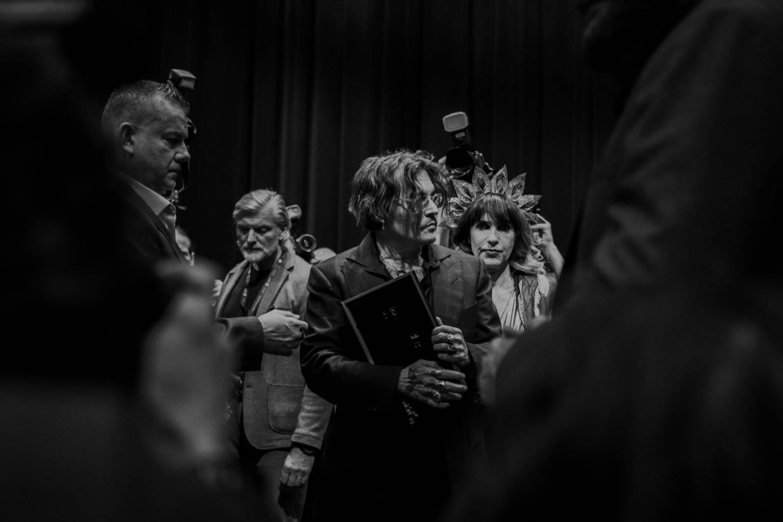 Dalším divným rokem okem fotografů | Pavlína Lindová vzpomíná na festival v Karlových Varech a Tour de Léto Marka Ztraceného