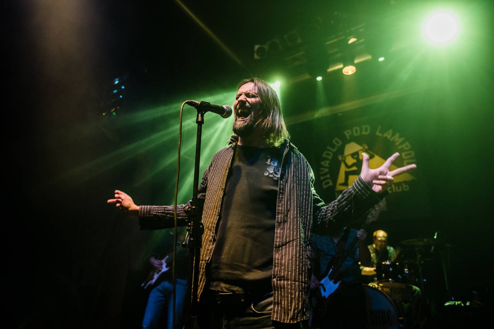 Dalším divným rokem okem fotografů | Milan Říský fotil pro Lucii, zamiloval si Povodí Ohře a country