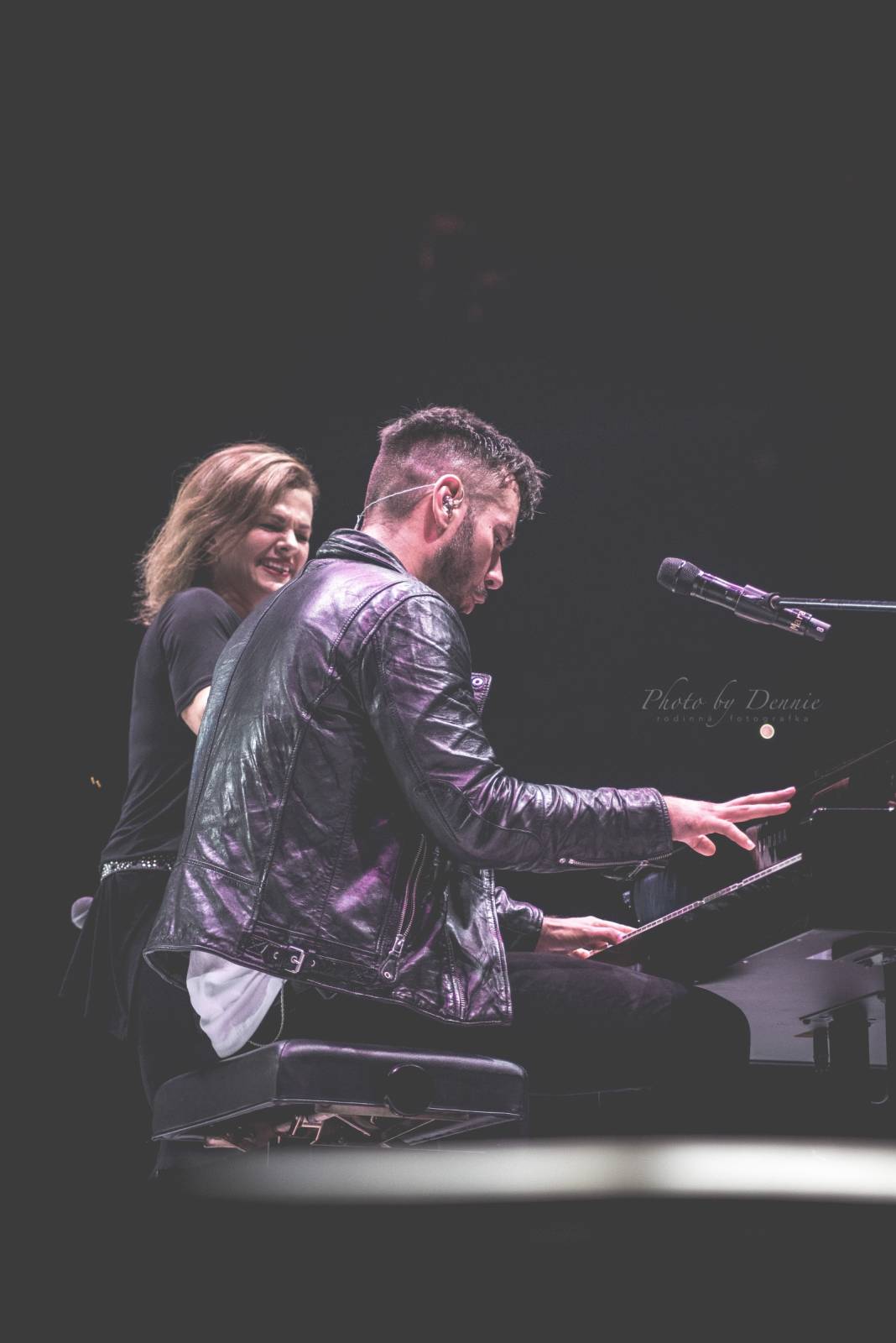 Dalším divným rokem okem fotografů | Denisa Votápková vzpomíná na koncert Marka Ztraceného v O2 areně