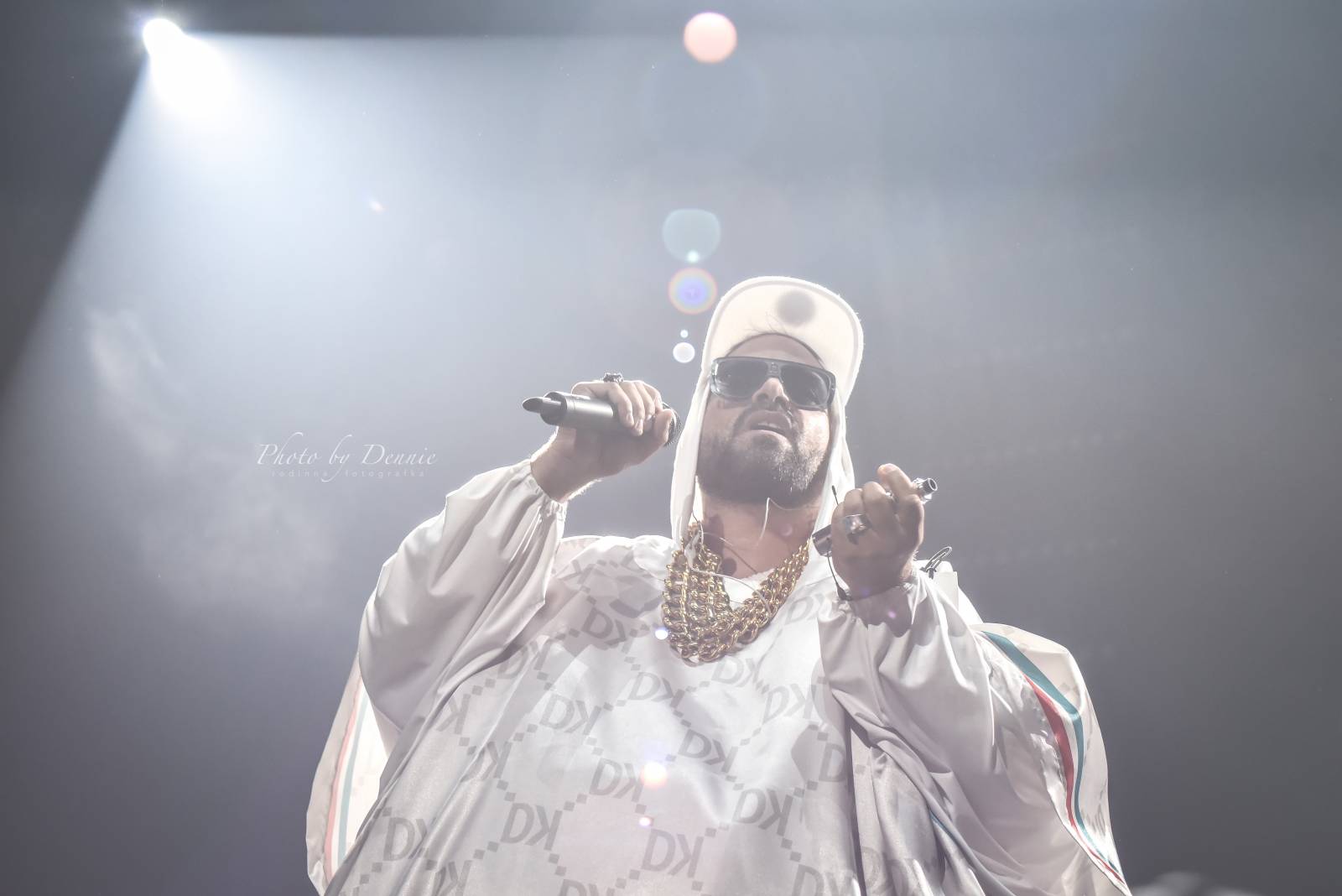 Dalším divným rokem okem fotografů | Denisa Votápková vzpomíná na koncert Marka Ztraceného v O2 areně