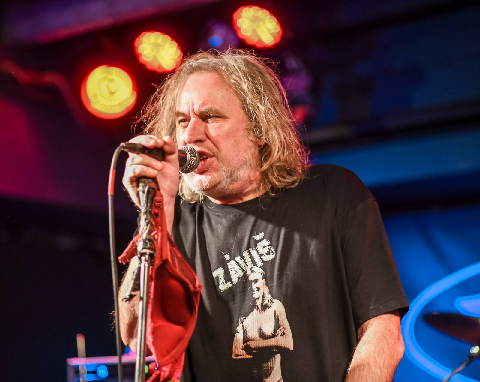 Anarchie a totalní chaos. Visací zámek hrál ve Vagonu