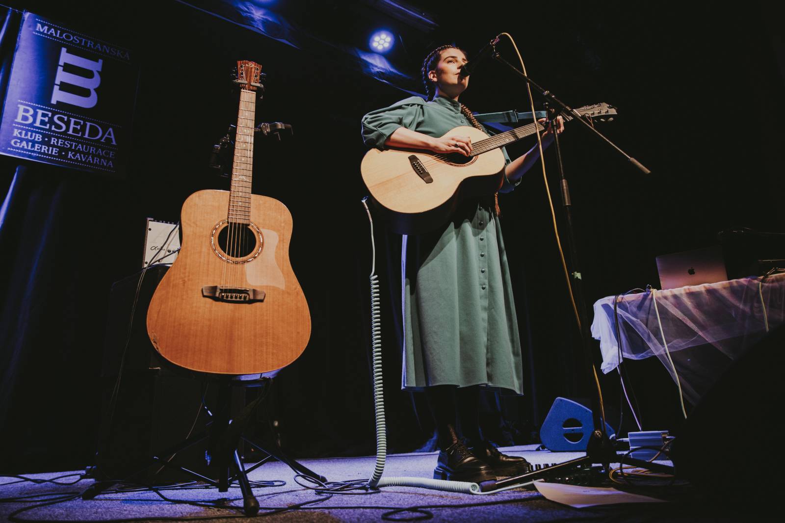 Katarzia naplnila Malostranskou besedu, koncert doplnila o vlastní eseje