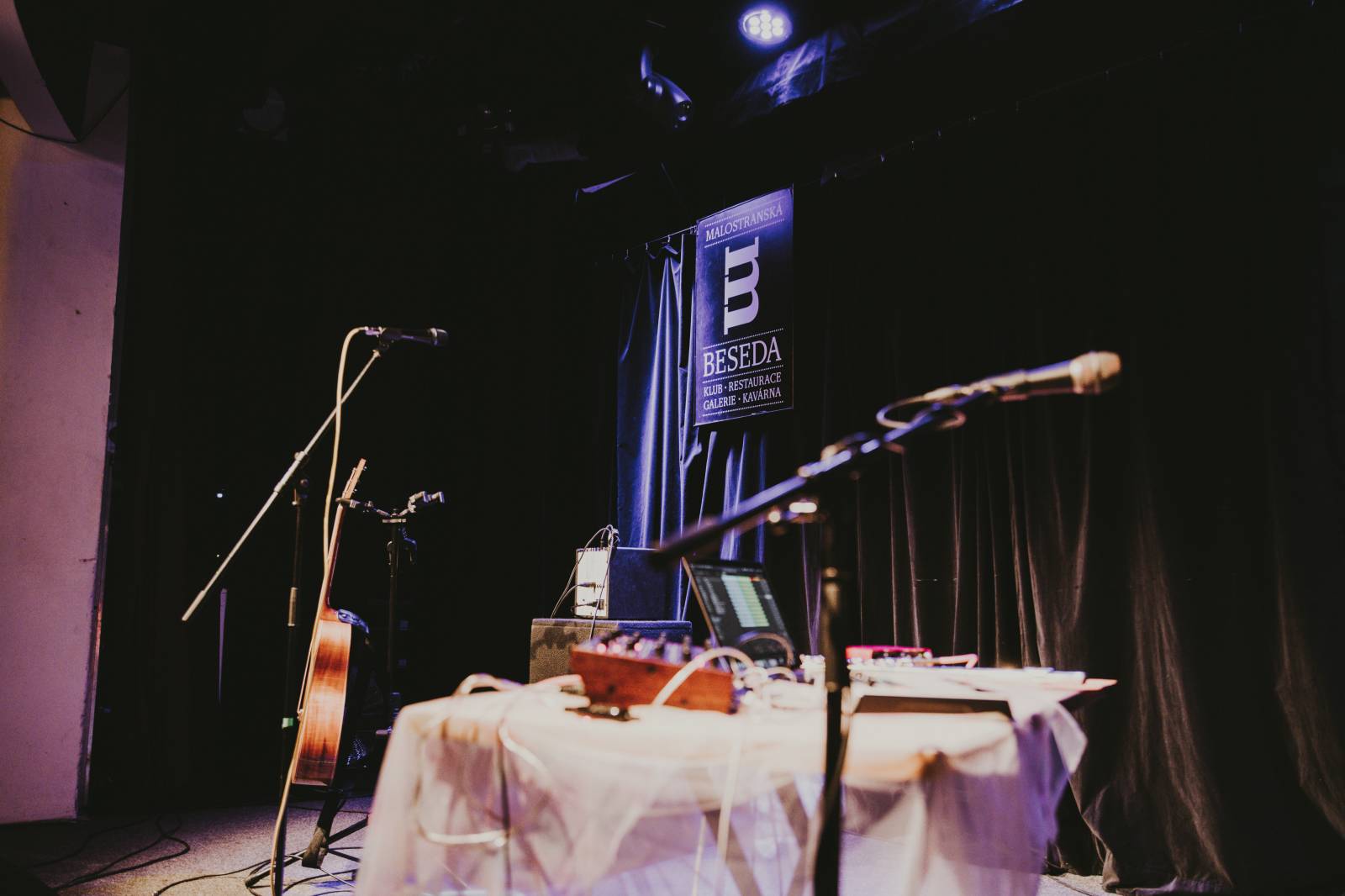 Katarzia naplnila Malostranskou besedu, koncert doplnila o vlastní eseje