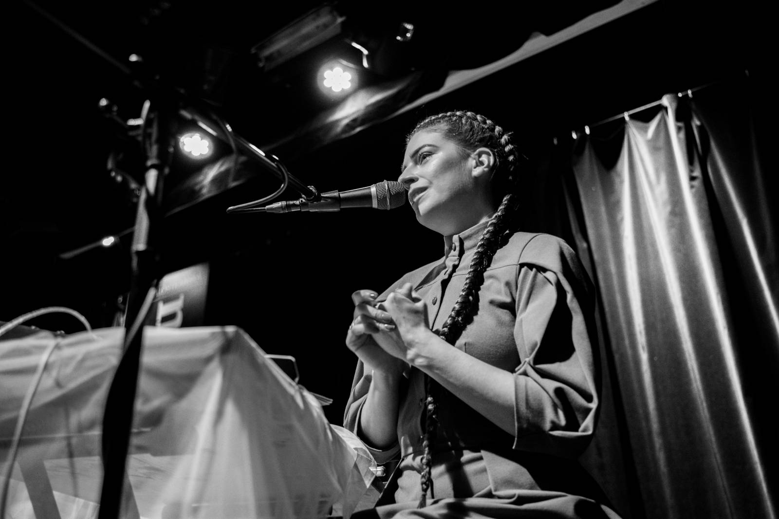 Katarzia naplnila Malostranskou besedu, koncert doplnila o vlastní eseje