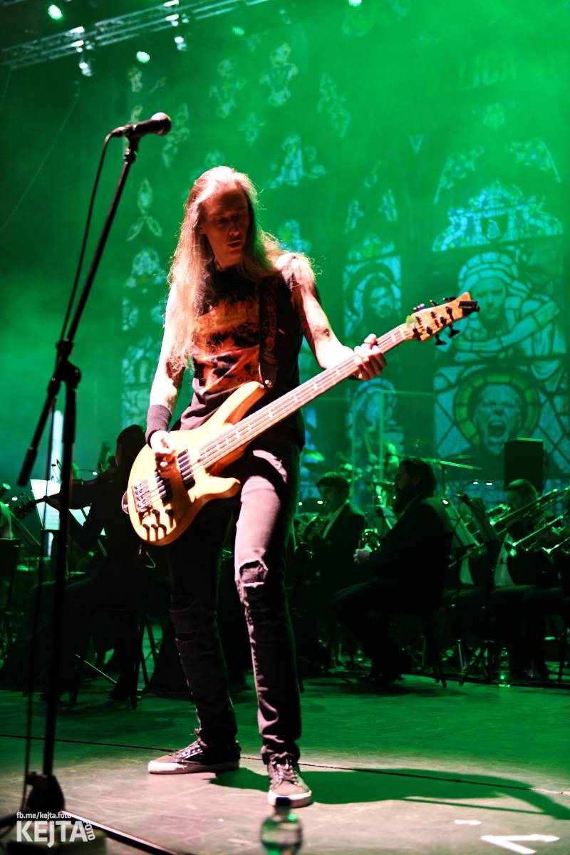 Klasika se spojila s modernem, METALLICA S&M Tribute Show dorazila do pražského Kongresového centra