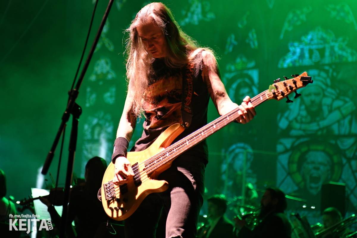 Klasika se spojila s modernem, METALLICA S&M Tribute Show dorazila do pražského Kongresového centra