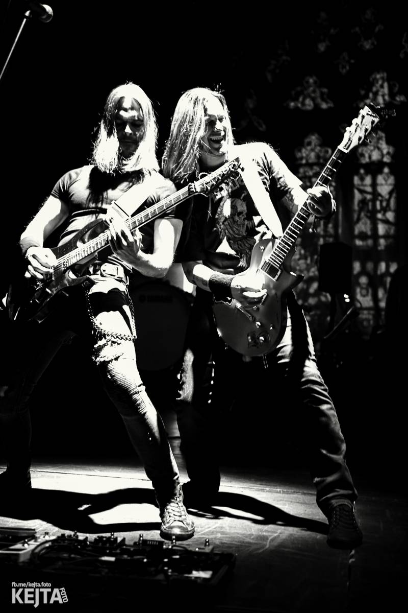 Klasika se spojila s modernem, METALLICA S&M Tribute Show dorazila do pražského Kongresového centra