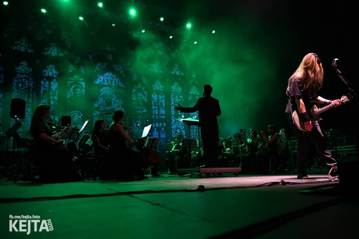 Klasika se spojila s modernem, METALLICA S&M Tribute Show dorazila do pražského Kongresového centra