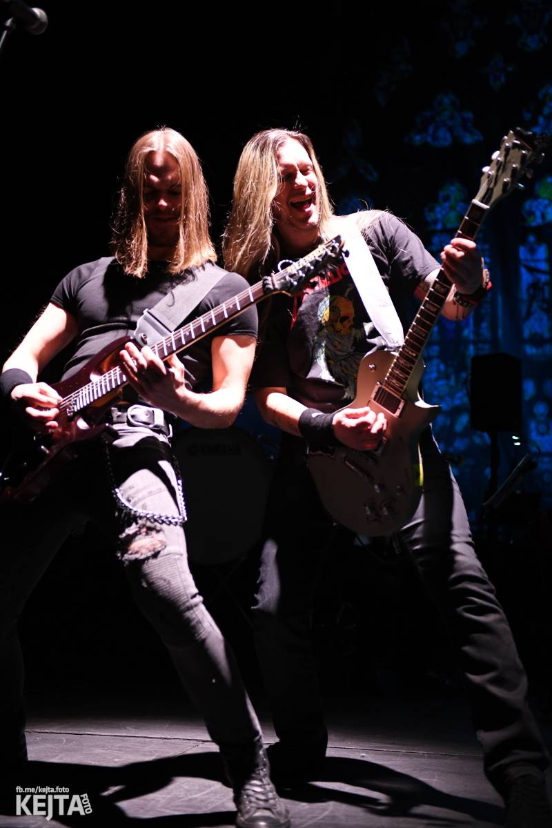 Klasika se spojila s modernem, METALLICA S&M Tribute Show dorazila do pražského Kongresového centra