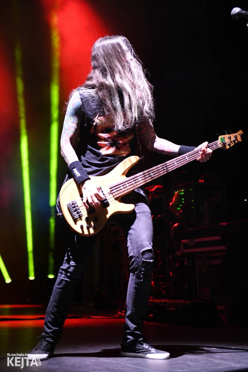 Klasika se spojila s modernem, METALLICA S&M Tribute Show dorazila do pražského Kongresového centra