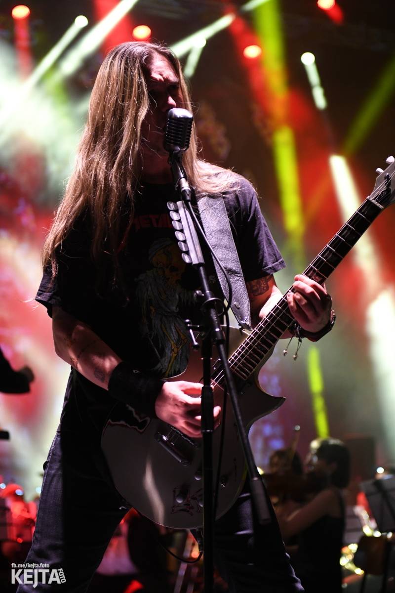 Klasika se spojila s modernem, METALLICA S&M Tribute Show dorazila do pražského Kongresového centra