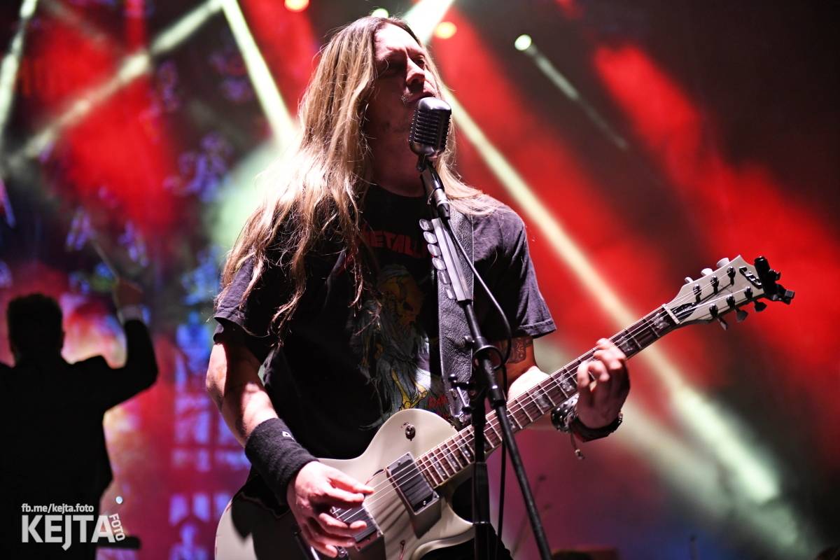 Klasika se spojila s modernem, METALLICA S&M Tribute Show dorazila do pražského Kongresového centra