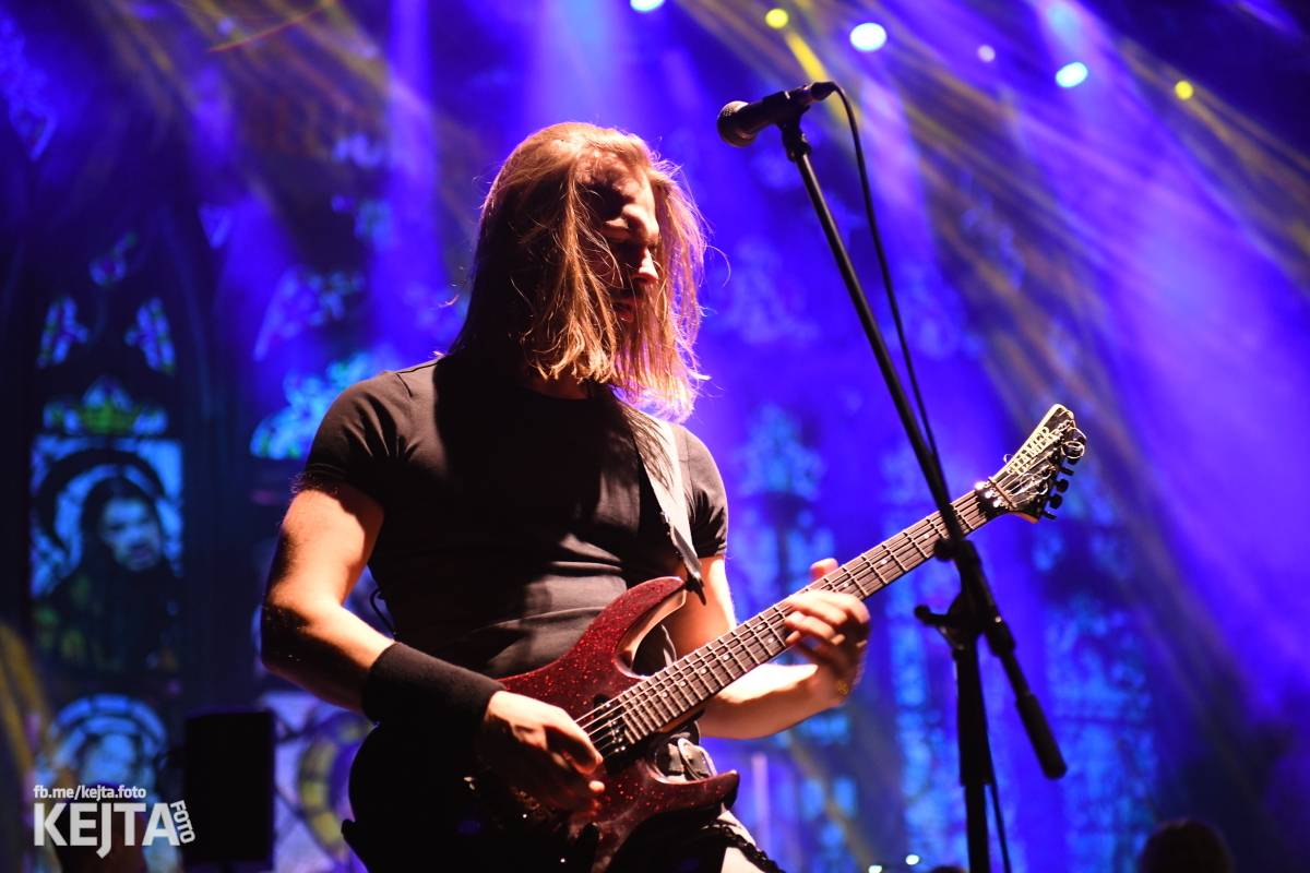 Klasika se spojila s modernem, METALLICA S&M Tribute Show dorazila do pražského Kongresového centra