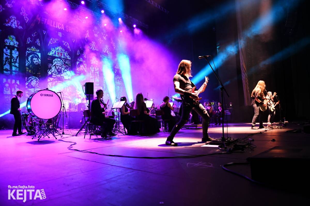 Klasika se spojila s modernem, METALLICA S&M Tribute Show dorazila do pražského Kongresového centra