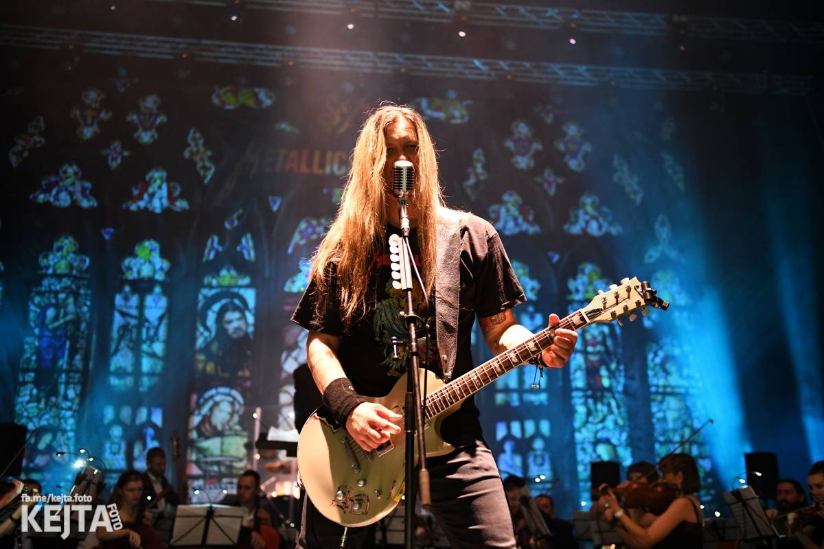 Klasika se spojila s modernem, METALLICA S&M Tribute Show dorazila do pražského Kongresového centra