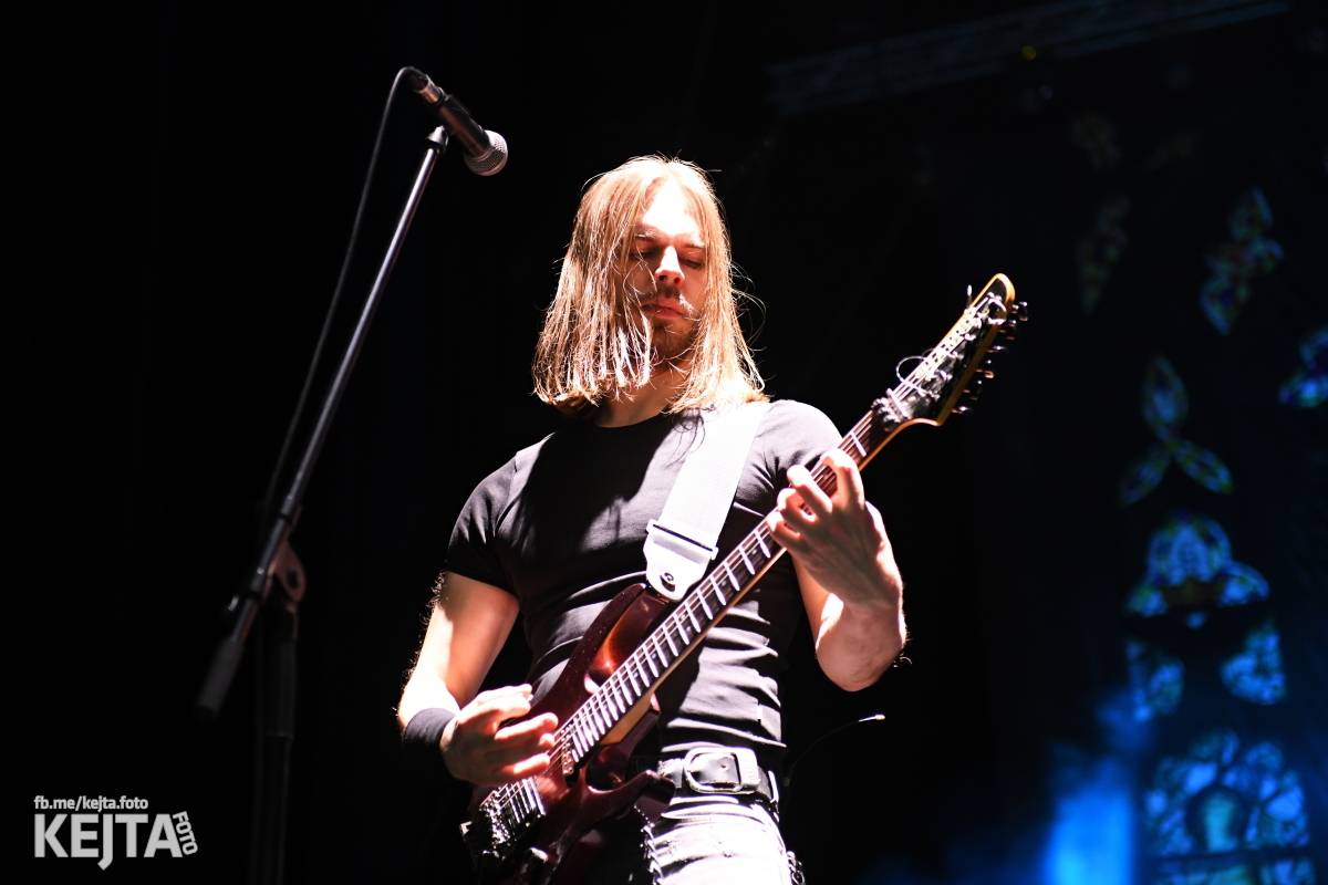 Klasika se spojila s modernem, METALLICA S&M Tribute Show dorazila do pražského Kongresového centra