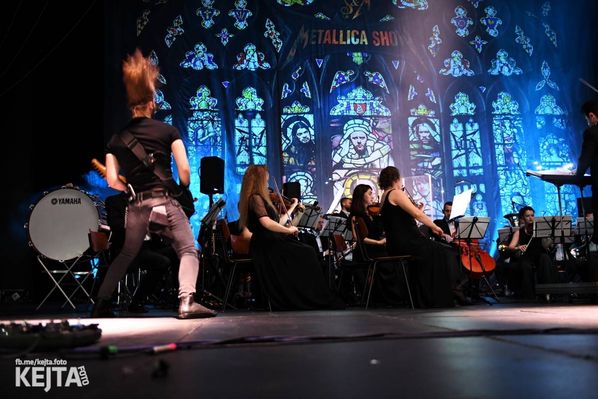 Klasika se spojila s modernem, METALLICA S&M Tribute Show dorazila do pražského Kongresového centra
