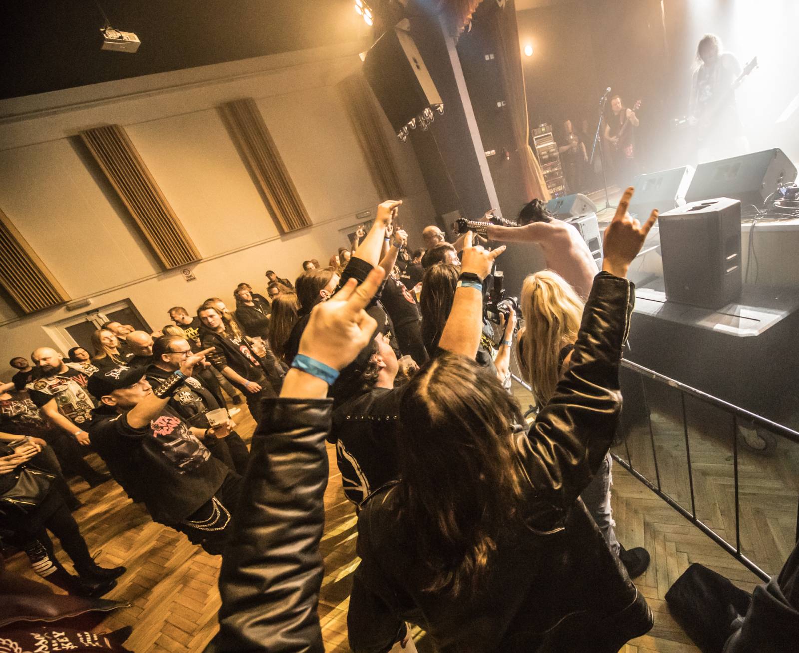 Metal žije! Do plzeňské Šeříkovky vtrhl Debustrol