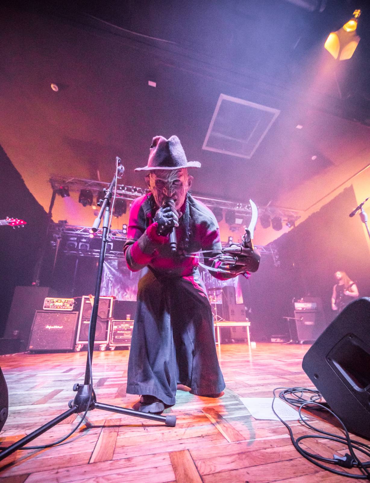 Metal žije! Do plzeňské Šeříkovky vtrhl Debustrol